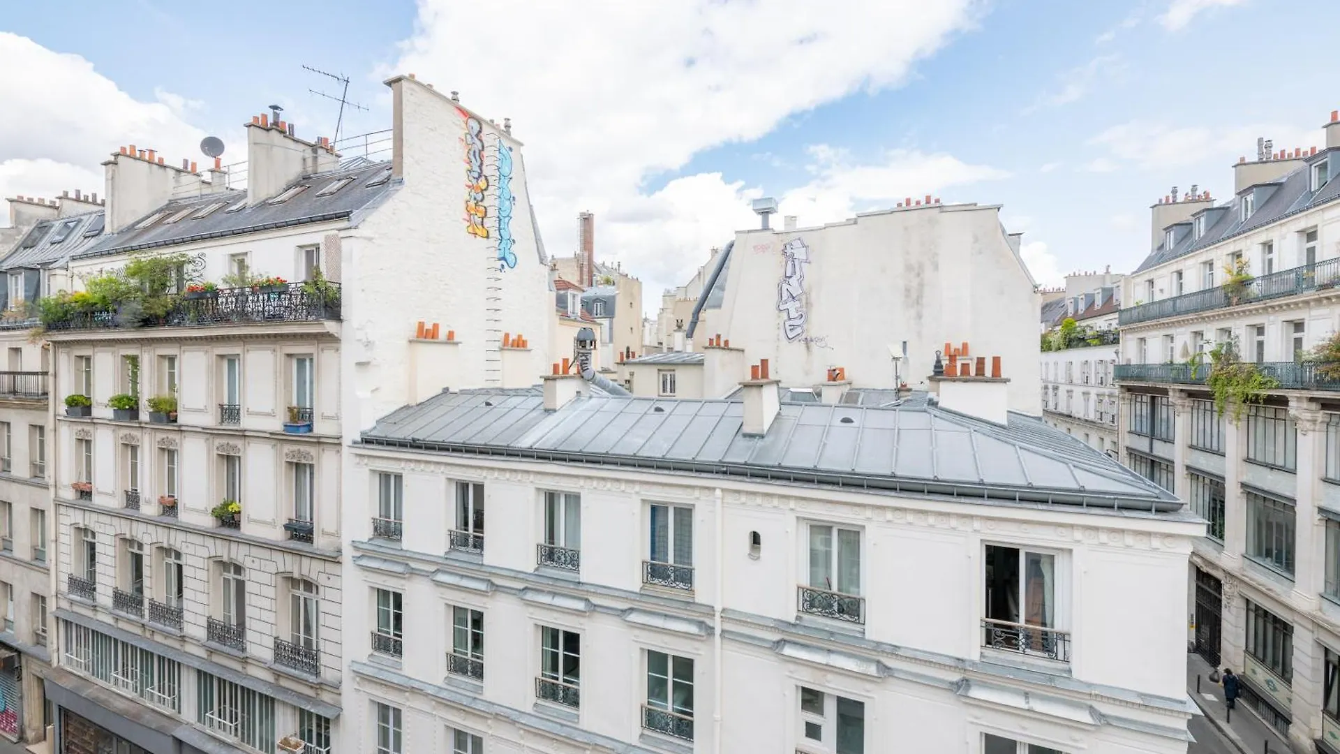 Most Charming Apartment Paris Center