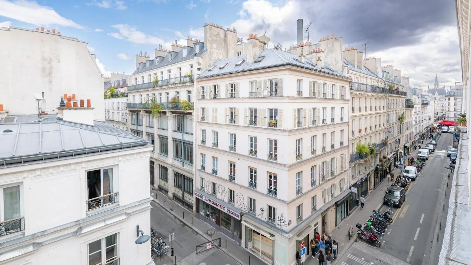 Most Charming Apartment Paris Center