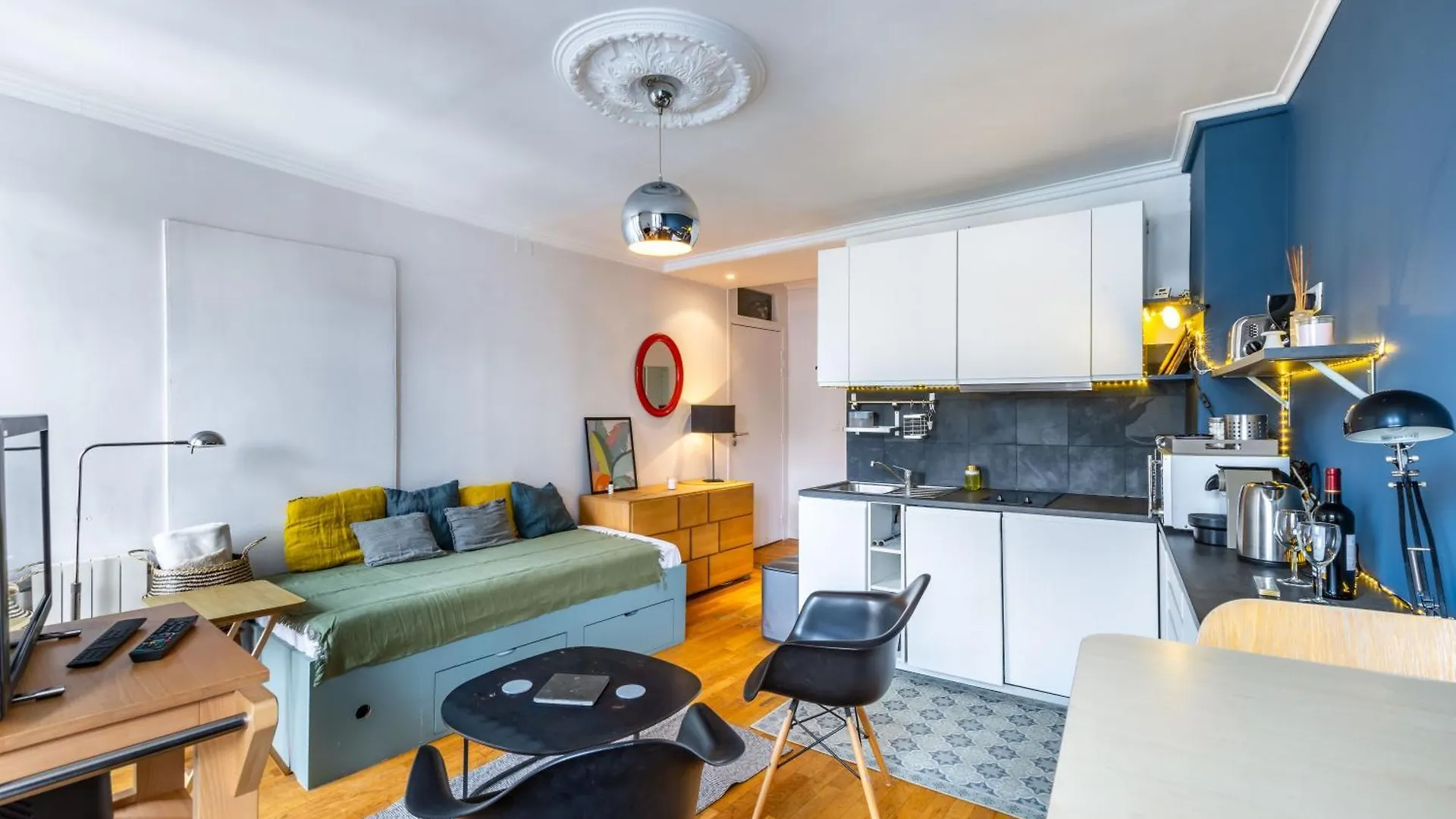Most Charming Apartment Paris Center